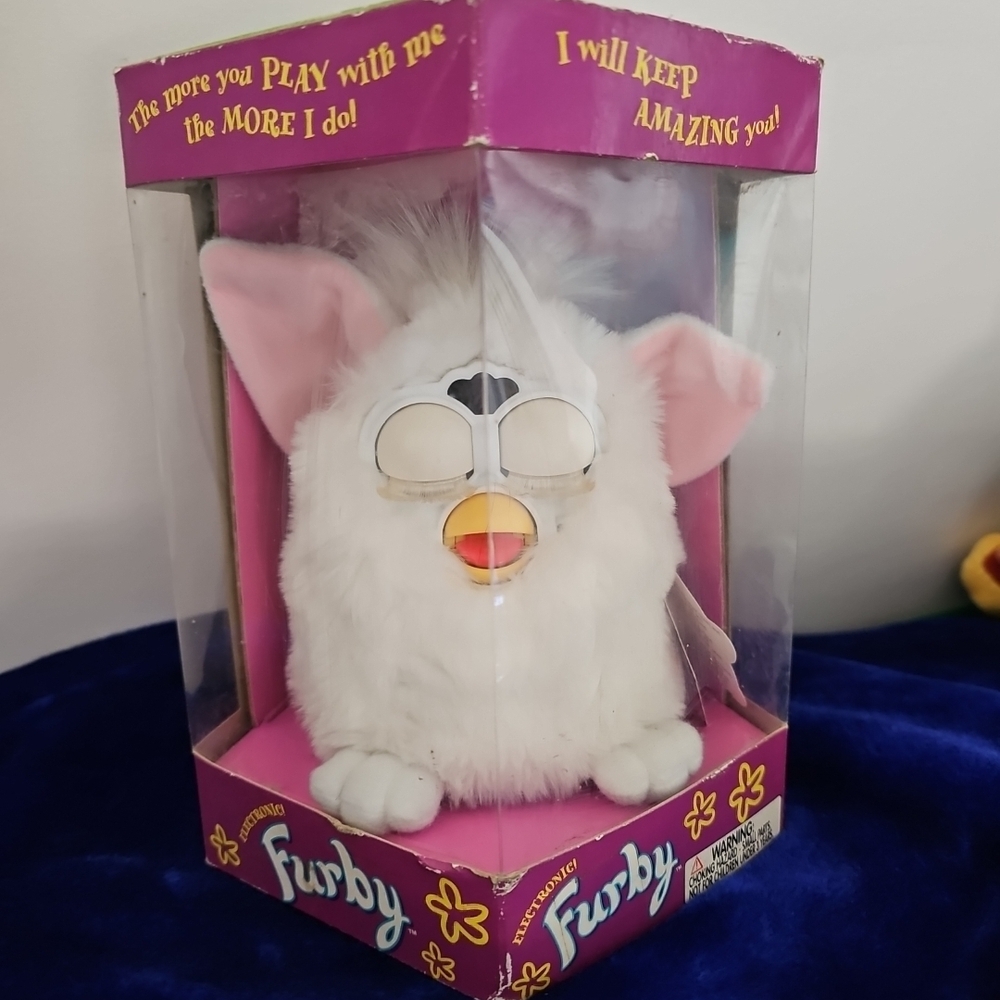 1998 Vintage Furby White Interactive Toy